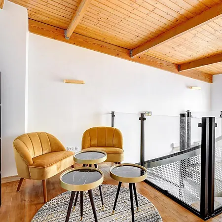 Superb Duplex With Ac - Picpus *